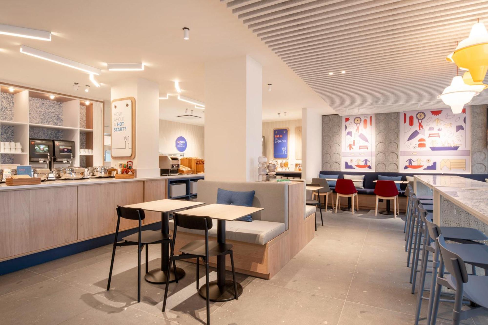 Holiday Inn Express & Suites Ghent By Ihg Exterior foto