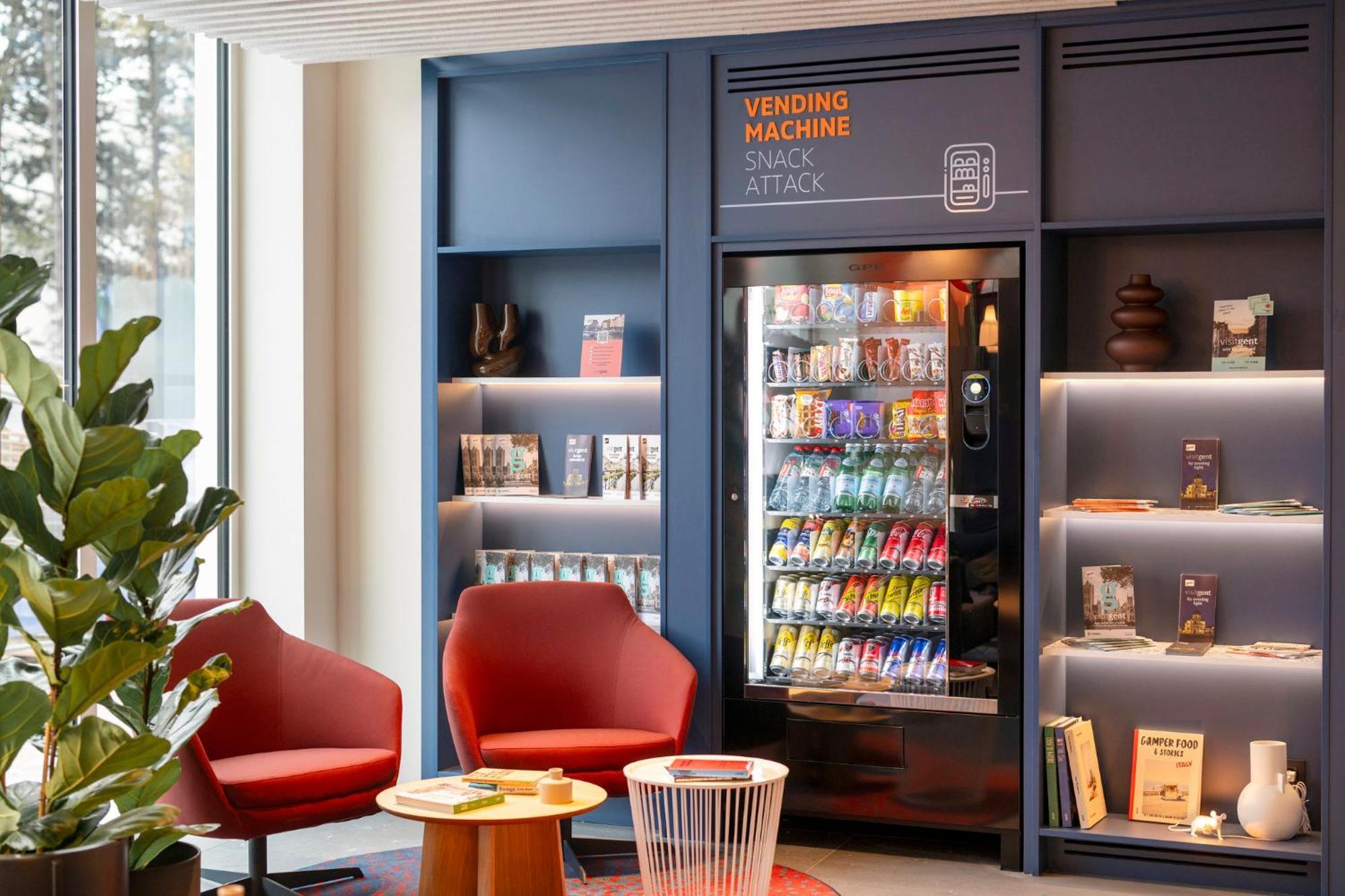Holiday Inn Express & Suites Ghent By Ihg Exterior foto