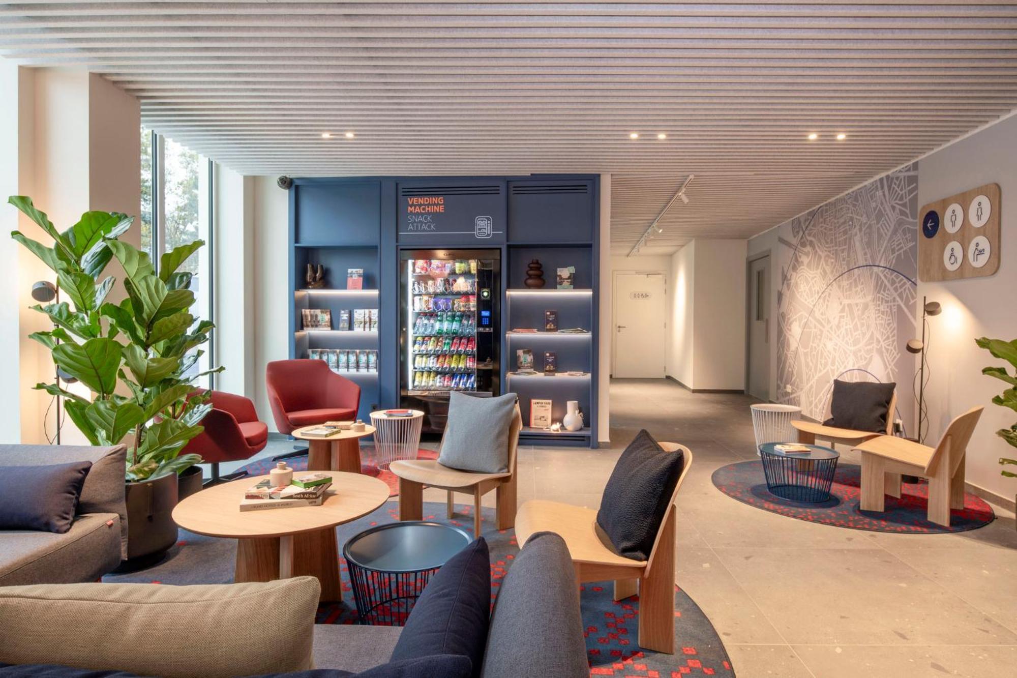 Holiday Inn Express & Suites Ghent By Ihg Exterior foto