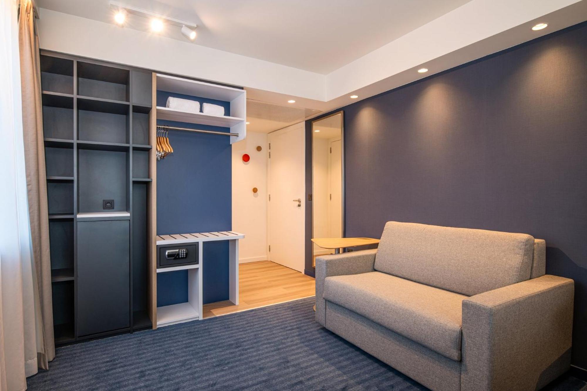 Holiday Inn Express & Suites Ghent By Ihg Exterior foto