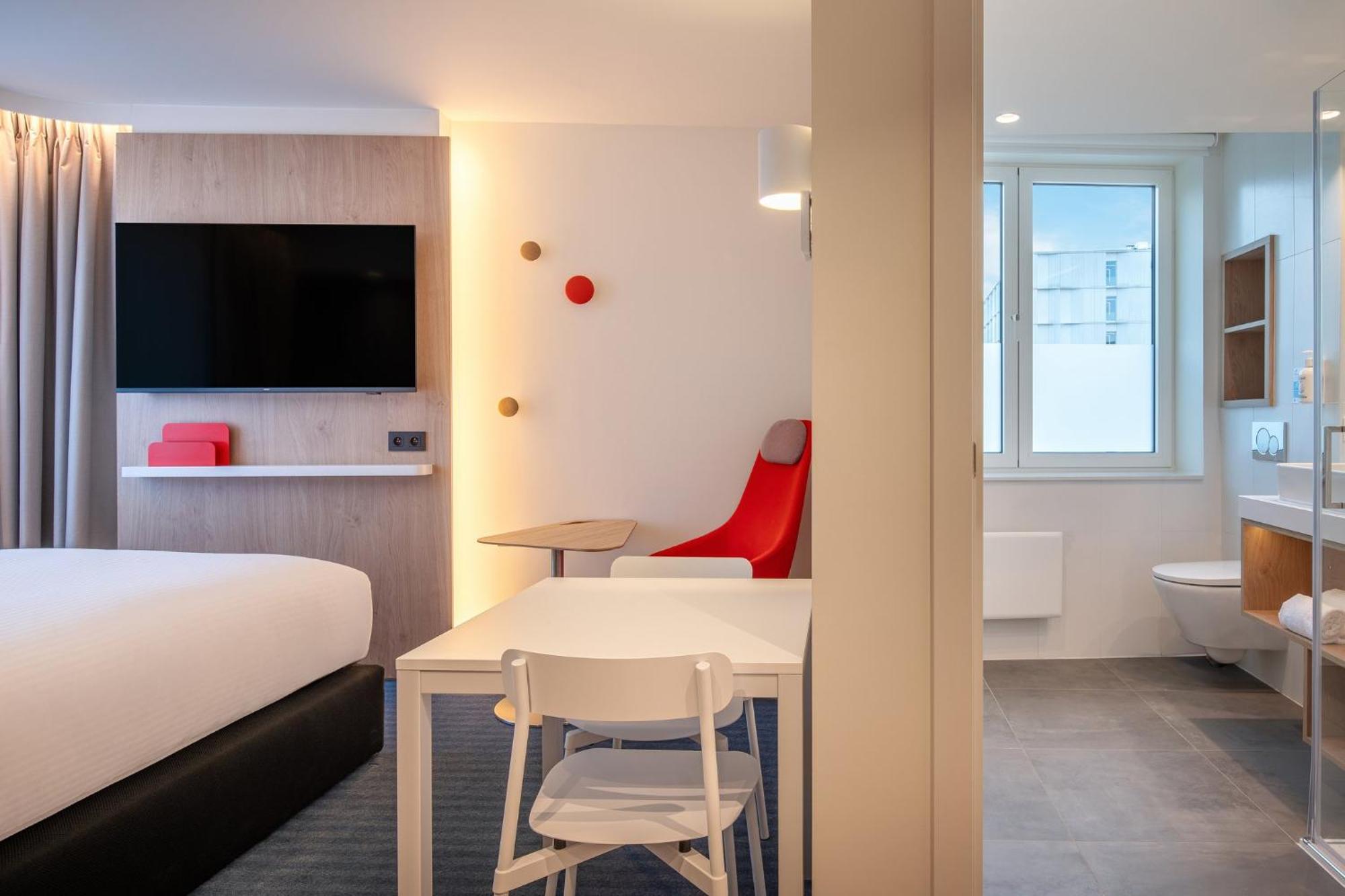Holiday Inn Express & Suites Ghent By Ihg Exterior foto